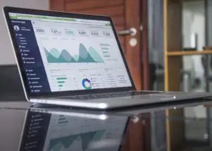 Local Image – managed vs. unmanaged hosting